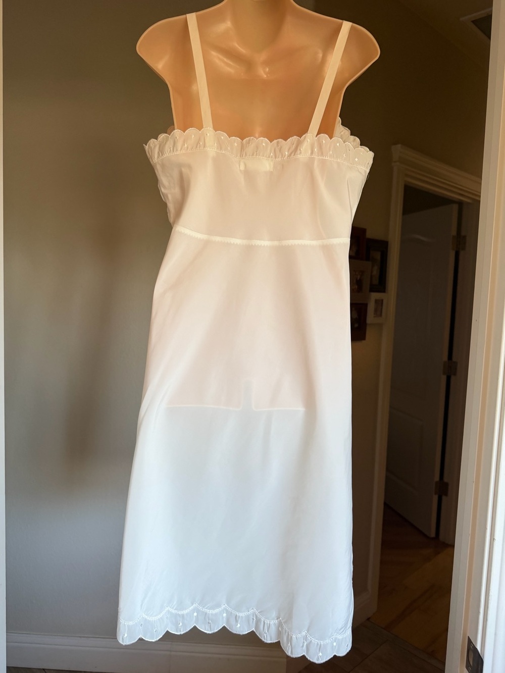 Vintage 1950s Barbizon Candie Tafredda Slip Dress Ivory Scalloped Coquette, L - Picture 8 of 16